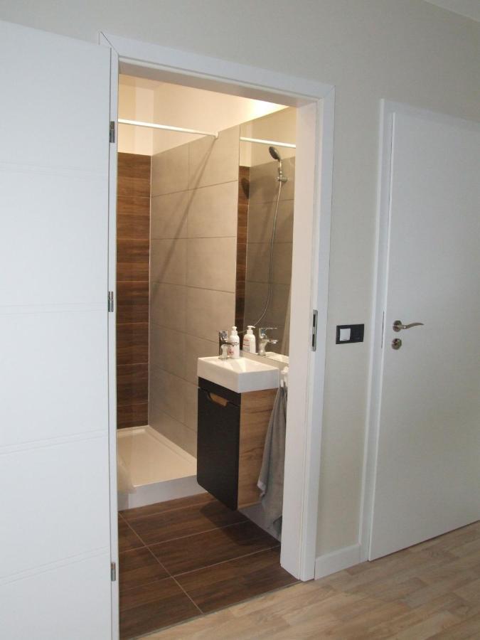 White Room Wroclaw Przy Wyspie Opatowickiej Buitenkant foto